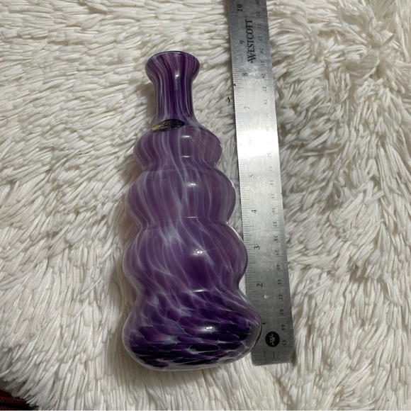White Crystal Bottle Vase Made In Italy Purple & White Stripes Swirls Tapered - Picture 4 of 6